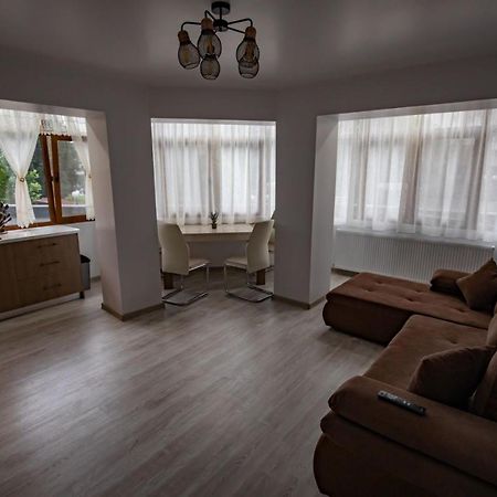 Apartament Natalia Tîrgu Ocna エクステリア 写真